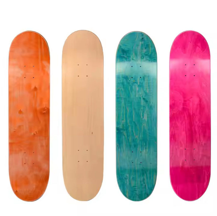 Couleur personnalisable 7Ply planche à roulettes en polyuréthane